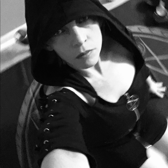 Meet your Posher, Traci - Picture 7 of 16